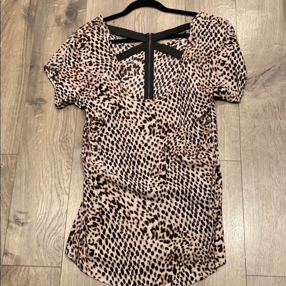 Leopard dress with fun back!